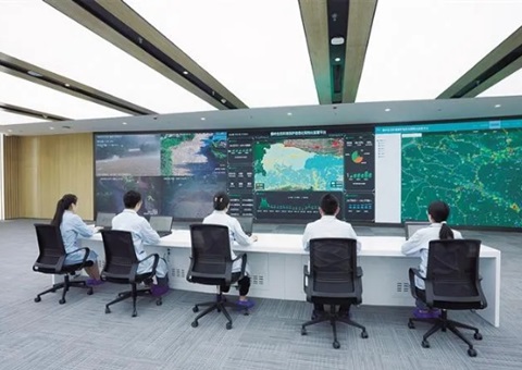 实景三维为陕西秦岭；げ迳稀笆滞场