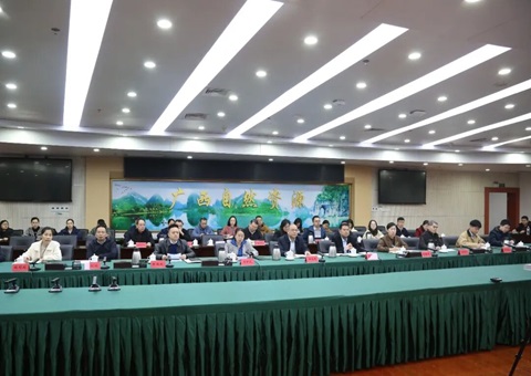 广西部署耕地；ず秃由铰袒占渥ㄏ罟婊僭旃ぷ “破局”耕林空间矛盾